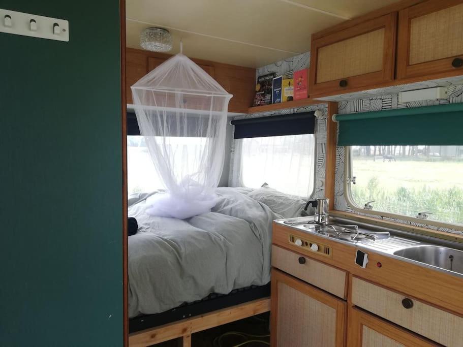Cute Little Caravan For 2 In Old Orchard Hem Exterior foto